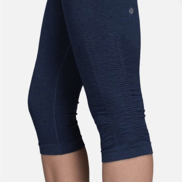 Lululemon in the flow - Picture 2 of 6